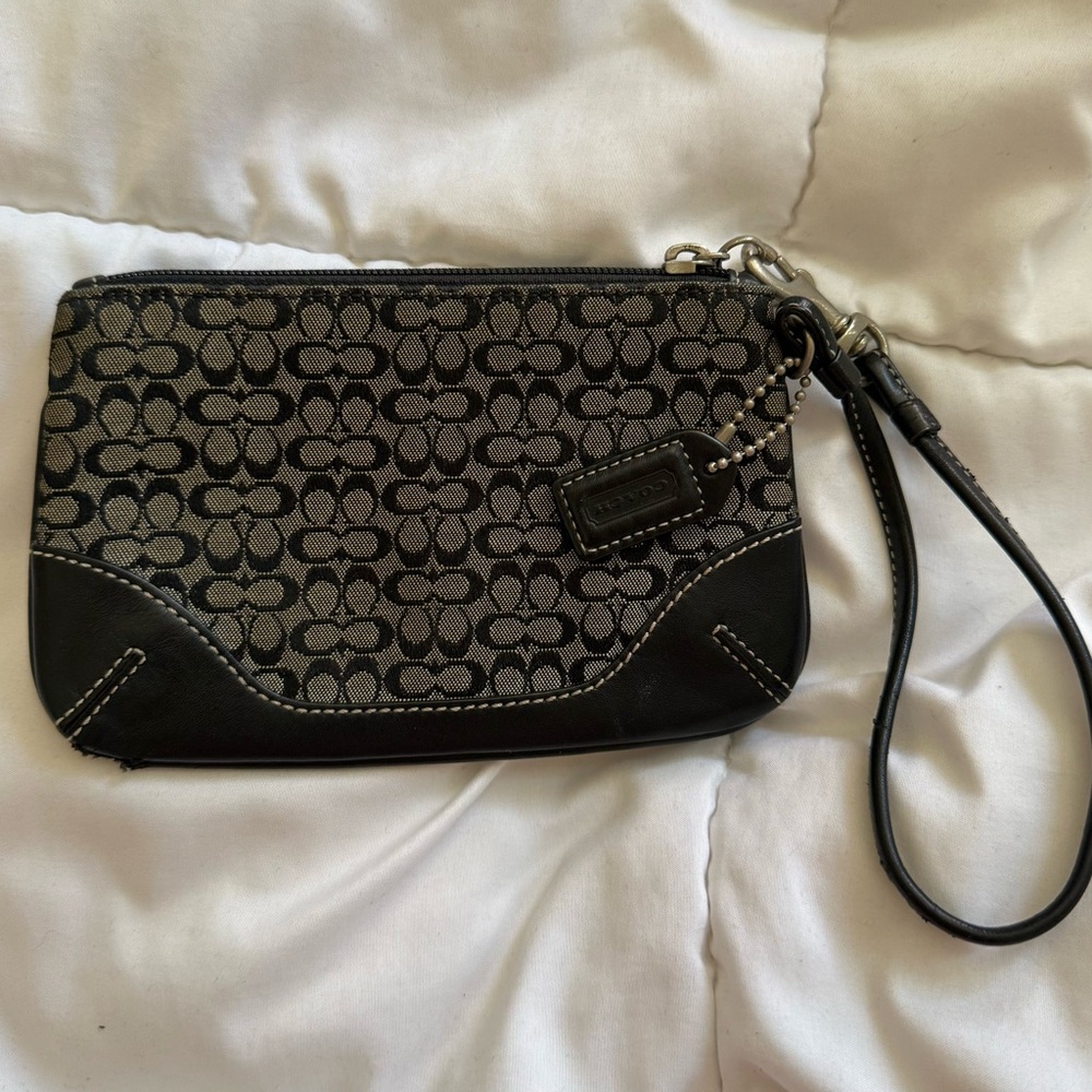 Vintage Coach Black and Gray Wristlet